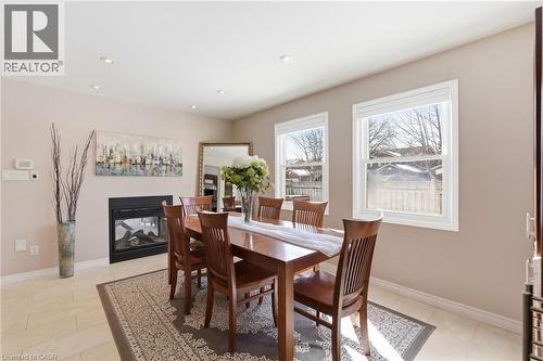 3173 Spring Creek Crescent, Mississauga, ON - Indoor Photo Showing Dining Room