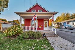 246 FOSTER AVENUE Belleville (Belleville Ward), ON K8N 3R3