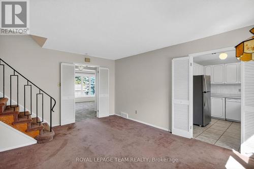 1900 Southampton Court, Ottawa, ON - Indoor Photo Showing Other Room