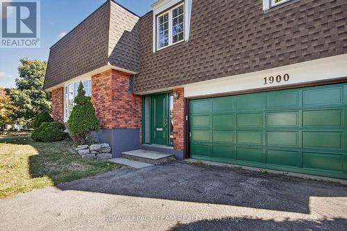 1900 Southampton Court, Ottawa, ON - Outdoor