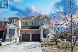 6545 SONG BIRD CRESCENT  Mississauga, ON L5W 1E1