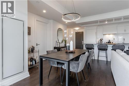 2060 Lakeshore Road Unit# 1303, Burlington, ON - Indoor Photo Showing Dining Room