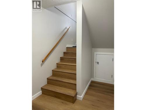 3924 E 53 Avenue, Fort Nelson, BC - Indoor Photo Showing Other Room