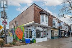 UPPER - 322 SILVER BIRCH AVENUE  Toronto, ON M4E 3L5