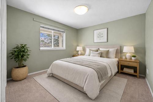 1322 Cornwall Street, Kamloops, BC - Indoor Photo Showing Bedroom