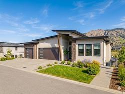 937 Royal Troon Lane  Kelowna, BC V1P 0A3