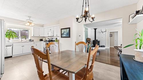 1721 Birch Street, Creston, BC - Indoor Photo Showing Dining Room
