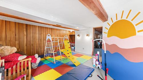 1721 Birch Street, Creston, BC - Indoor