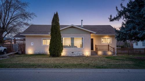 1721 Birch Street, Creston, BC - Outdoor