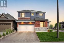 68 MALACHIGAN CRESCENT Ottawa, ON K4A 1G5