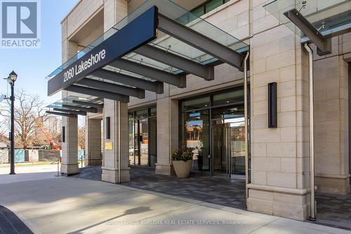 1303 - 2060 Lakeshore Road, Burlington, ON - Outdoor