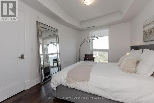 1303 - 2060 Lakeshore Road, Burlington, ON - Indoor Photo Showing Bedroom