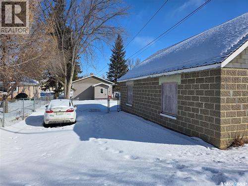 311 5Th Avenue E, Melville, SK - Outdoor
