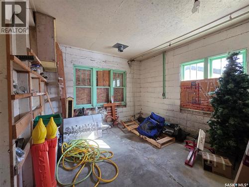 311 5Th Avenue E, Melville, SK - Indoor Photo Showing Other Room