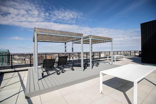 604 311 Hargrave Street, Winnipeg, MB - Outdoor