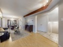 1070 Summitview Crescent, Oshawa, ON  - Indoor Photo Showing Living Room 