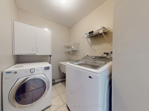 1070 Summitview Crescent, Oshawa, ON - Indoor Photo Showing Laundry Room