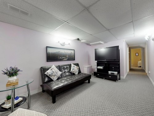 1070 Summitview Crescent, Oshawa, ON - Indoor