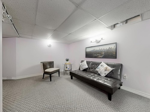 1070 Summitview Crescent, Oshawa, ON - Indoor