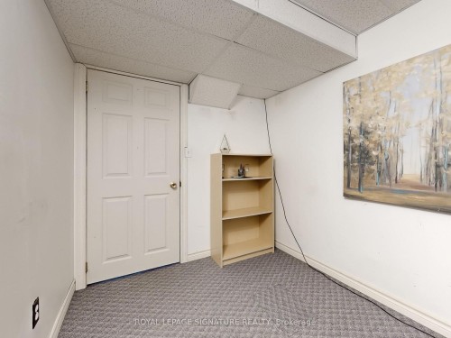 1070 Summitview Crescent, Oshawa, ON - Indoor Photo Showing Other Room