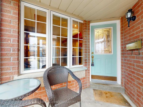 1070 Summitview Crescent, Oshawa, ON - Outdoor With Exterior