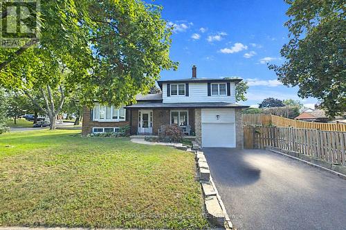 489 CRESTWOOD DRIVE  Oshawa (O'Neill), ON L1G 2R4