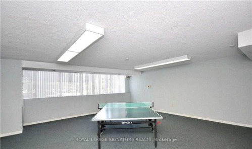 1407-3590 Kaneff Crescent, Mississauga, ON - Indoor Photo Showing Other Room