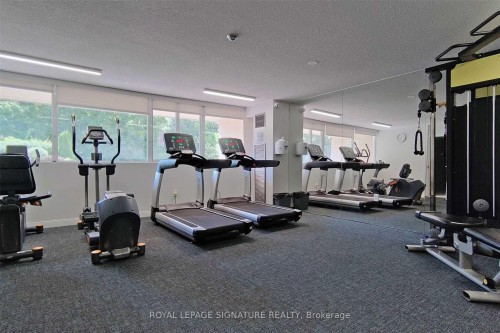 1407-3590 Kaneff Crescent, Mississauga, ON - Indoor Photo Showing Gym Room