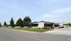 100-80 JUTLAND Road  Toronto, ON M8Z 2H1