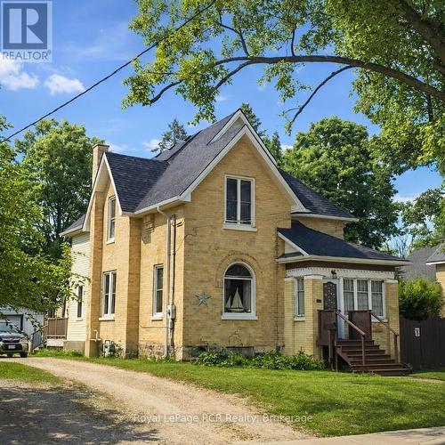 631 9TH AVENUE  Hanover, ON N4N 2M7