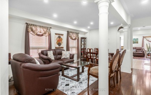 490 Orange Walk Crescent, Mississauga, ON 