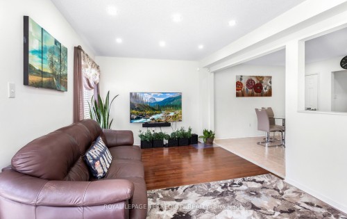 490 Orange Walk Crescent, Mississauga, ON 