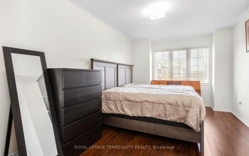 490 Orange Walk Crescent, Mississauga, ON 