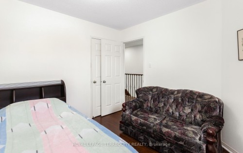 490 Orange Walk Crescent, Mississauga, ON 