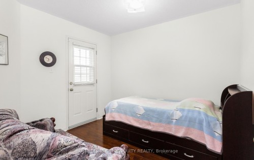 490 Orange Walk Crescent, Mississauga, ON 