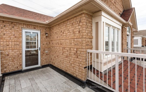 490 Orange Walk Crescent, Mississauga, ON 