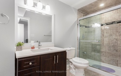 490 Orange Walk Crescent, Mississauga, ON 