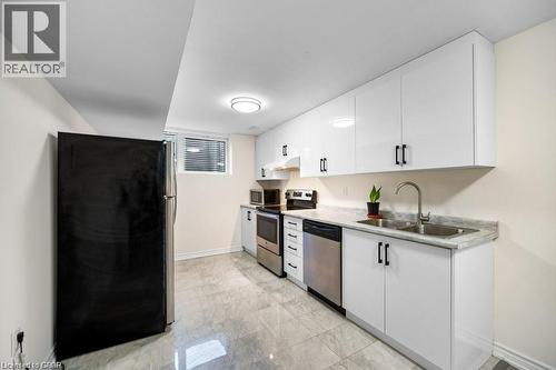 78 Couling Crescent, Guelph, ON - Indoor Photo Showing Kitchen With Double Sink
