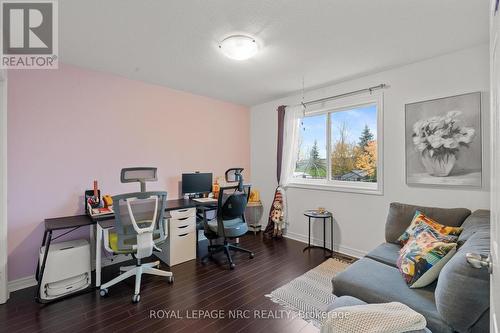 B - 393 Glendale Avenue, St. Catharines (Secord Woods), ON - Indoor Photo Showing Other Room