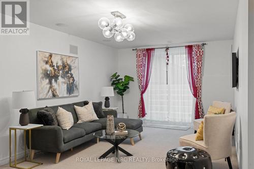 B - 393 Glendale Avenue, St. Catharines (Secord Woods), ON - Indoor Photo Showing Other Room