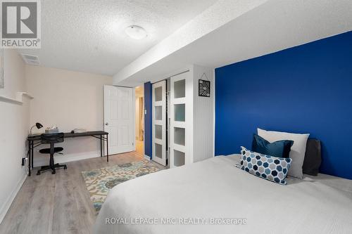 B - 393 Glendale Avenue, St. Catharines (Secord Woods), ON - Indoor Photo Showing Bedroom