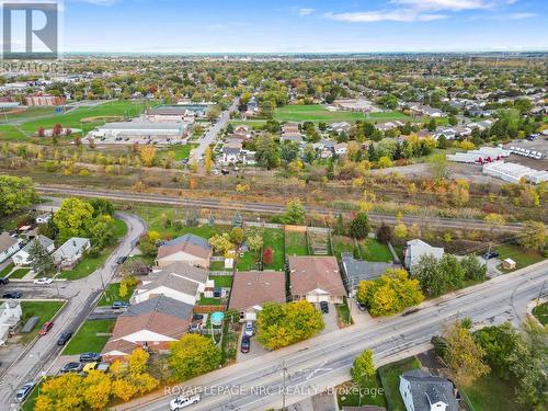 B - 393 Glendale Avenue, St. Catharines (Secord Woods), ON - Outdoor With View