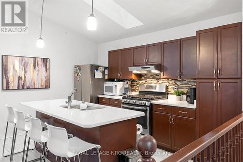 B - 393 Glendale Avenue, St. Catharines (Secord Woods), ON - Indoor Photo Showing Kitchen With Double Sink