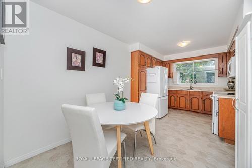 1431 Harmsworth Square, Oakville, ON - Indoor Photo Showing Dining Room