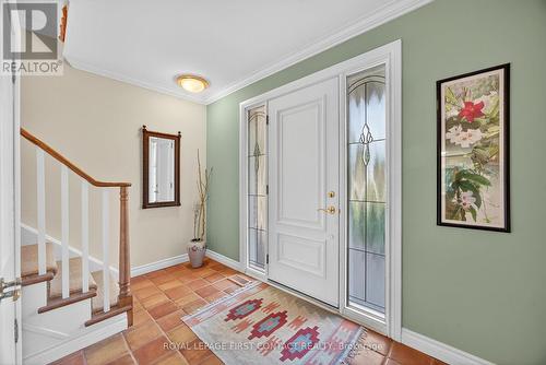 7 Maplecrest Road, Springwater, ON - Indoor Photo Showing Other Room