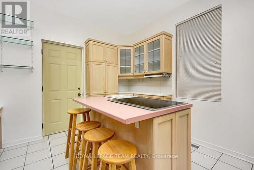 121 Elm Street, Ottawa, ON - Indoor