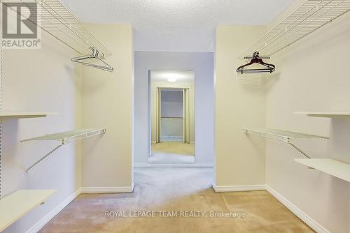 121 Elm Street, Ottawa, ON - Indoor With Storage