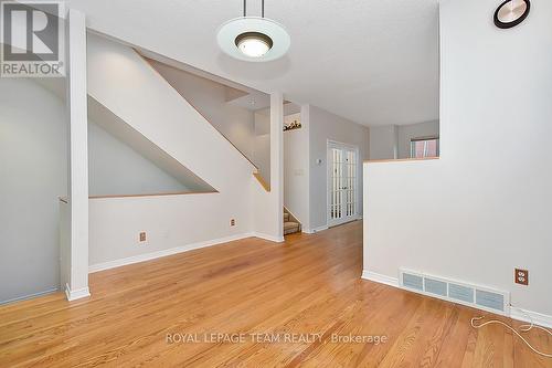 121 Elm Street, Ottawa, ON - Indoor Photo Showing Other Room
