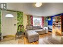 934 Westminster Avenue, Kamloops, BC  - Indoor Photo Showing Living Room 