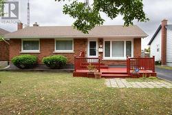 35 PARKDALE DRIVE Thorold, ON L2V 2N5